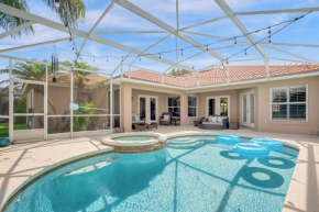 Upstay - Waterside Home with Pool and Hot Tub